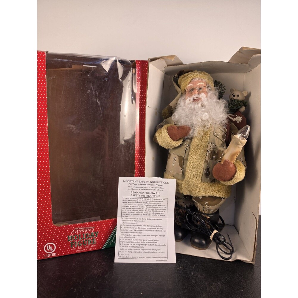 Holiday Scene Santa with Camo